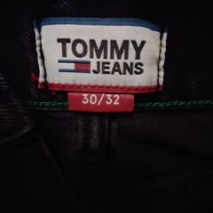 トミージーンズ