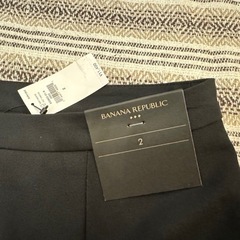 【バナナ･リパブリック】プリーツスリットAラインミディスカートの画像