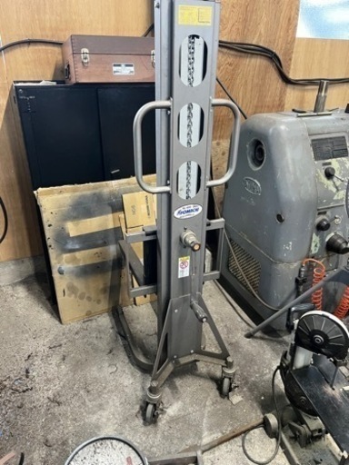 土日限定価格　ハンドリフト　静岡県内送料1500円で。