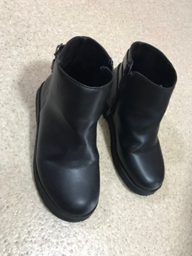 ZARAキッズブーツ16cm
