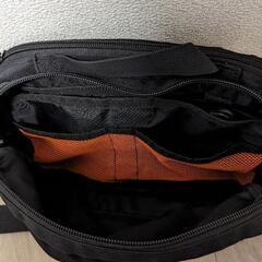 ショルダーバッグ UNIVERSAL OVERALL CHICAGOの画像
