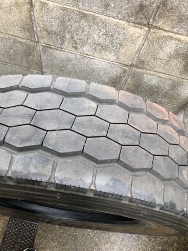 275/80R22.5 新車外しタイヤ　ENASAVE SP638
