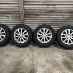 スタッドレスタイヤ　195/65R15 ホイール付