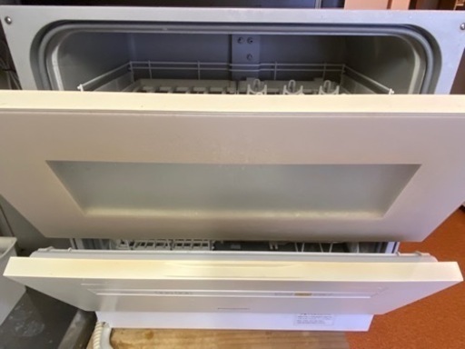 パナソニック　食器洗い乾燥機　NP-TH1