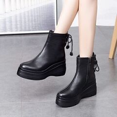 未使用品です！レディース ショートブーティー / Ladies Short Leather Bootsの画像