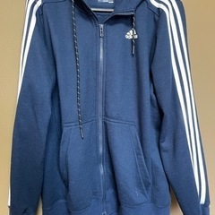 【4枚セット】パーカー（adidas・アメリカンイーグル）の画像