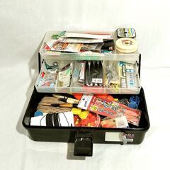∞ ツールボックス入り 釣り具大量まとめセット 針 糸 錘 浮き 他