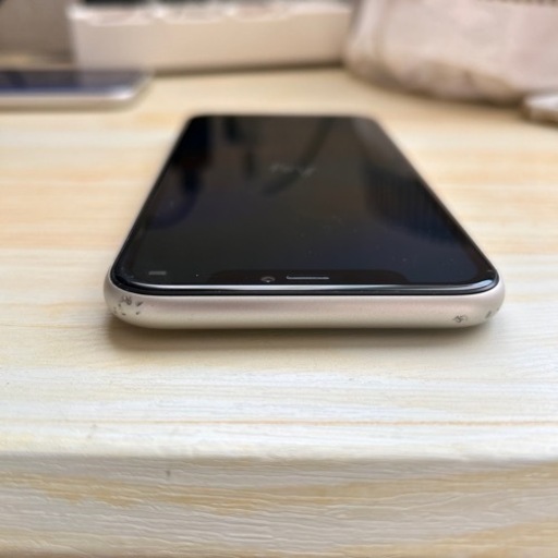 iPhone 11  64GB  ホワイト①