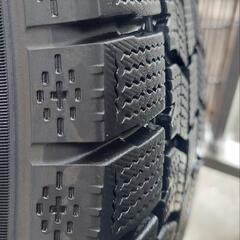 最終値下げ！☆美品スタッドレスタイヤ4本セット☆215　60R16　95Qの画像