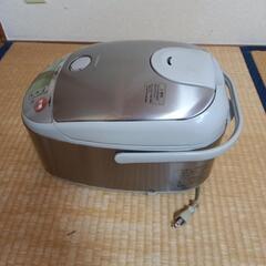ZOJIRUSHI　炊飯器　一升炊き　の画像