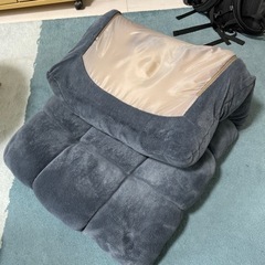 山善　座椅子 リクライニング 幅50㎝ ふわふわ素材(サンゴマイヤー生地) 折りたたみ ネイビー IMZS-50(NV) の画像