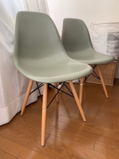 イームズ　リプロダクト　ダイニングチェア2脚セット　ピスタチオカラー