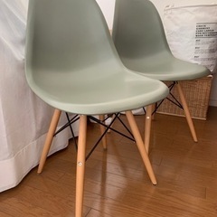 イームズ　リプロダクト　ダイニングチェア2脚セット　ピスタチオカラー