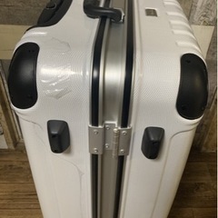☆超美品☆フレームタイプスーツケース　キャリーケース　修学旅行　海外旅行　カギ2つの画像