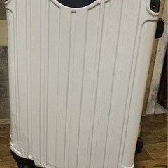 ☆超美品☆フレームタイプスーツケース　キャリーケース　修学旅行　海外旅行　カギ2つの画像