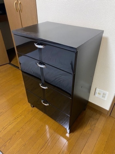 リビングチェスト 4段 洋服ダンス 幅57cm 奥行41cm 高さ91cm