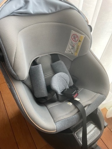 コンビ　チャイルドシート