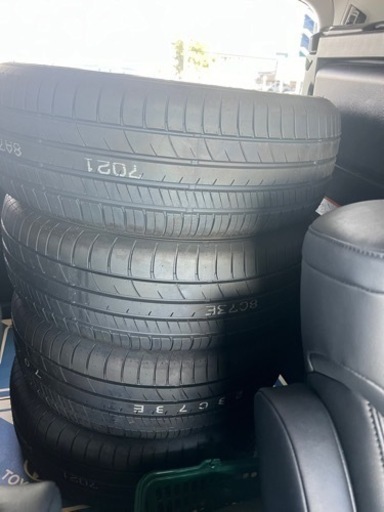 新品 未使用 グッドイヤー 225/60R17 99H ミニバン専用タイヤ EfficientGrip RVF02 05605142 4本セット
