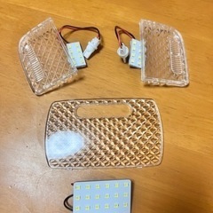 ホンダNBOX  LED車内灯