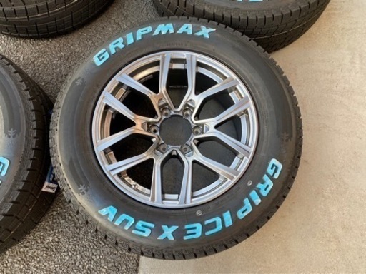 ホイール　スタッドレスタイヤ付き(ほぼ新品)