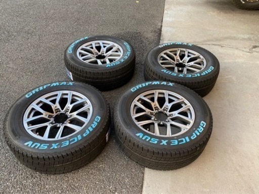 ホイール　スタッドレスタイヤ付き(ほぼ新品)