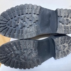 値下げ！【使用品】GU ブーツ　白 Mサイズ(23cm前後)の画像