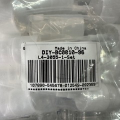 10ml  1個入 スプレーボトル クリア / 詰め替え用 アルコール 消毒 スプレー ポータブル 持ち運び 便利 小さい ポーチ 蓋付 フタ付き 透明 bottle プラスチック 容器 の画像