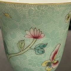 【新品未使用】遊茶　景徳鎮　粉彩扒花 茶杯 苹果緑（花蝶） 30ml slide_file.jpg