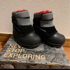 【値下げ】ノースフェイス　スノーブーツ　14-14.5㎝の画像