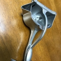 電源不要 新鮮生搾りジュース アルミ製 新品　オレンジ100％ジュース手作りの画像