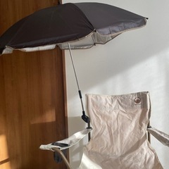 【取り引き中】日傘付き キャンプ チェア ベージュの画像