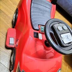 おもちゃ　電動自動車　小型電動プリウスの画像