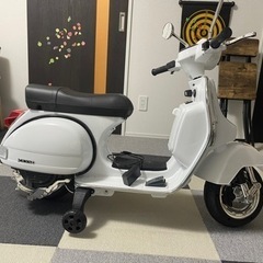 Vespa PX150 充電式電動バイクの画像