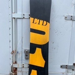 ③011 ゼロワン スノーボードの画像