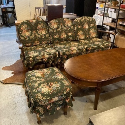 飛騨産業 キツツキマーク 穂高 リビングチェア3脚、オットマンセット