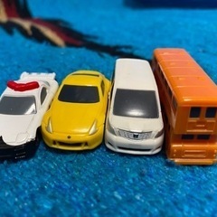 トミカ30台&お片付けボックスセット♪の画像