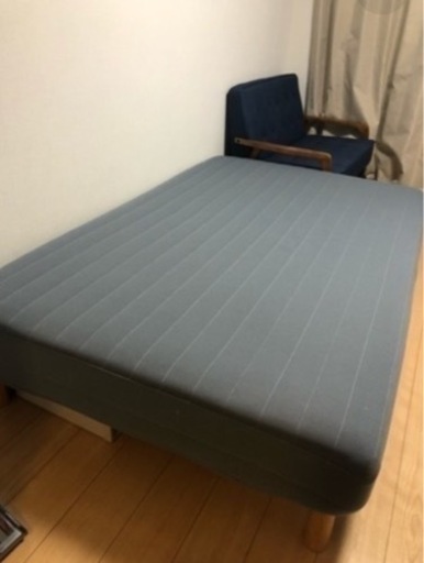 ニトリ　 セミダブルベッド