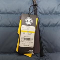 〈新品〉アンダーアーマー　ダウンベストの画像