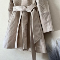 セシルマグビー　コートの画像