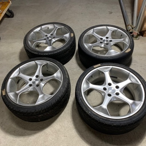 [値下げしました] アルミホイール　ホイール　O・Z  19インチ　タイヤ付き　４本セット　245/35ZR19 ホイールキズ多数あり