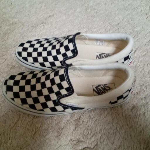 VANSスニーカー25センチ