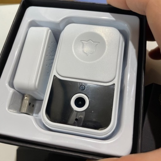カメラ付きドアホン。