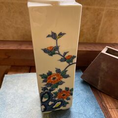 ｟５｠花瓶　花活け　花入れ　フラワーベース　鍋島焼