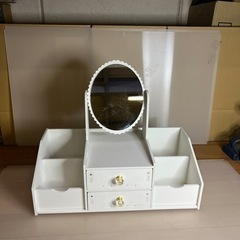 　新品未組立・化粧品ボックス・化粧道具入れ・化粧鏡の画像