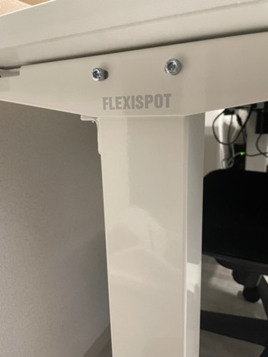 決まりました。FLEXISPOT 昇降デスク ゲーミング、オフィス、勉強机にも