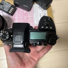 パナソニック LUMIX DC-G9 ＋ 標準ズームライカDG LEICA DG VARIO-ELMARIT 12-60mm  中古品　多少傷、汚れあり　実用全く問題なし！の画像