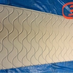 ニトリ　マットレス3枚の画像