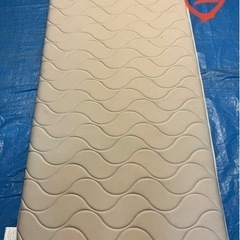 ニトリ　マットレス3枚の画像