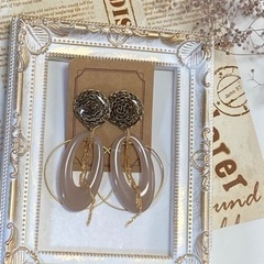 ハンドメイドピアス