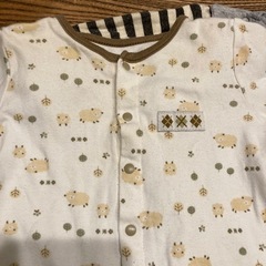 ベビー服　長袖ロンパース70の画像